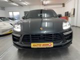Porsche Macan Turbo Pano PCCB,Standh.fast Voll. - mit Benzin-Antrieb: Standheizung, Geländewagen
