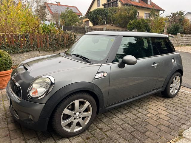 MINI Cooper S TÜV/AU neu!