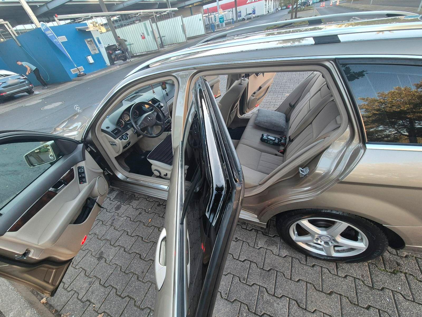Mercedes-Benz C220 2008 — photo 5
