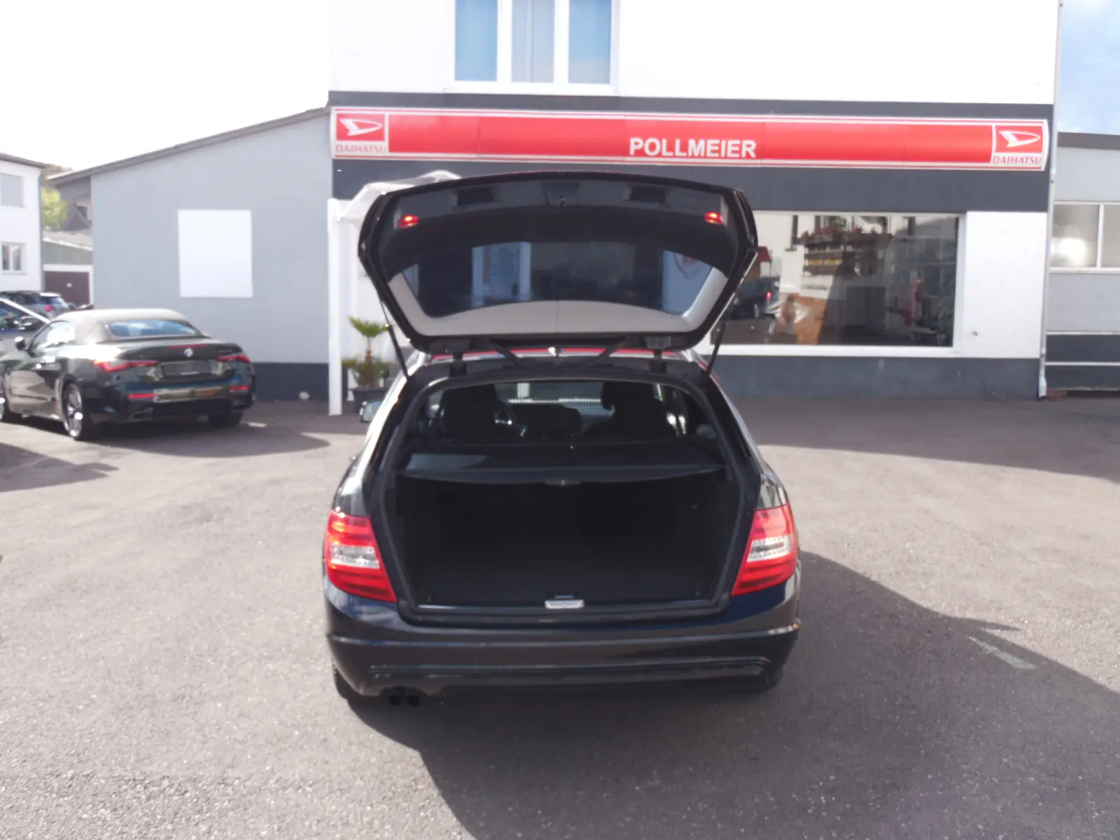 Mercedes-Benz C180 2011 — photo 14