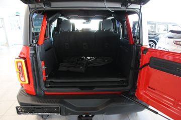 Ford Bronco - 12
