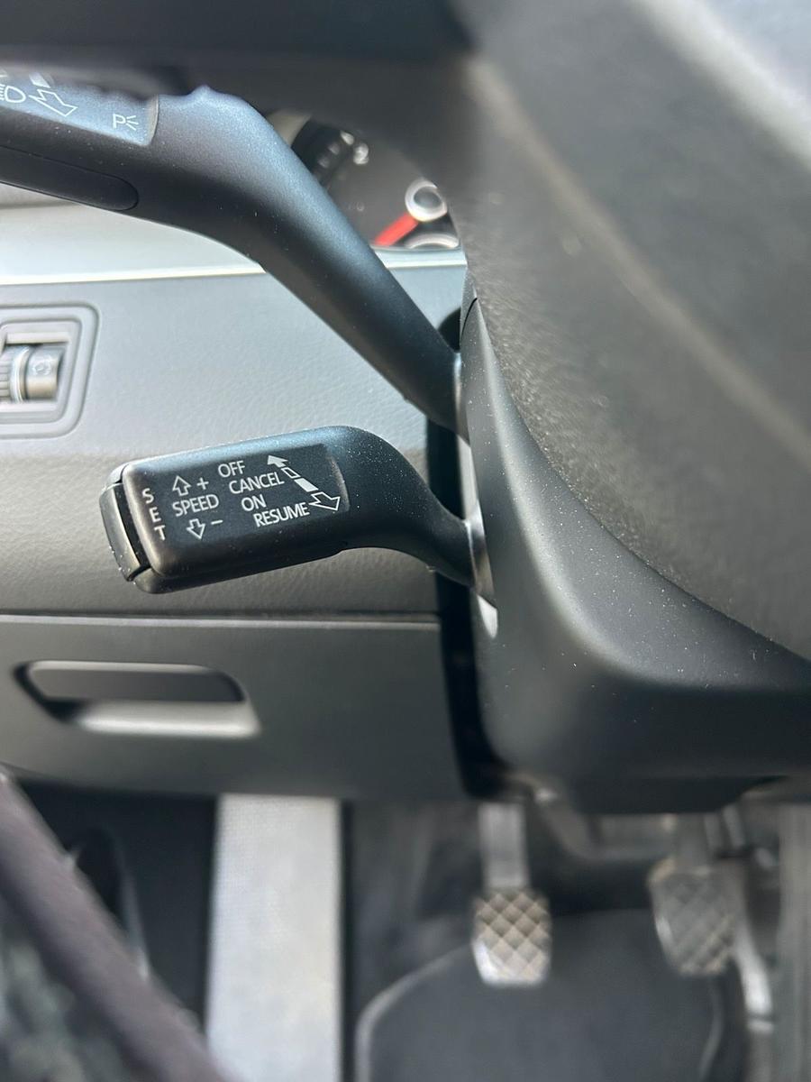 Volkswagen Passat 2009 — photo 15