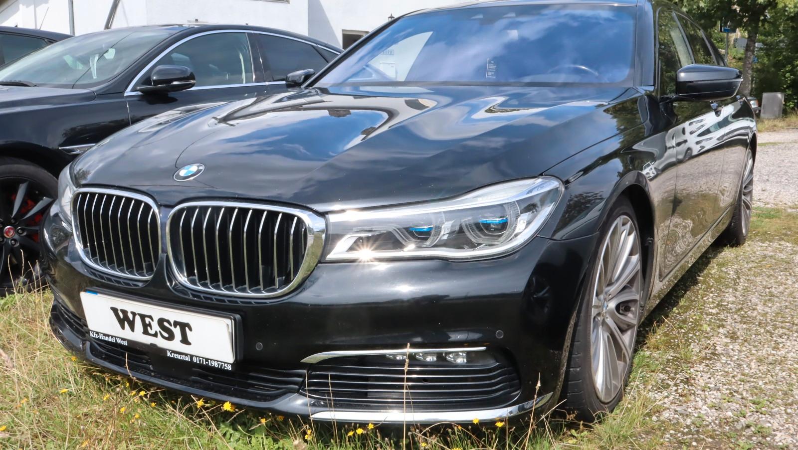 BMW 750 7 750 i xDrive Laserlicht Leder
