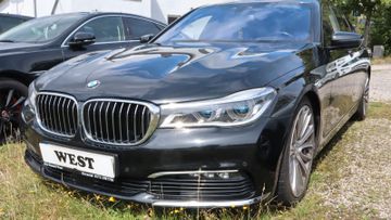 BMW 750 - 1