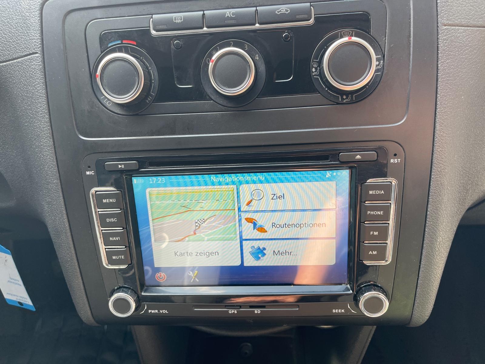 Volkswagen Caddy Maxi 2.0TDI 7Sitzer Klima NAVI TÜV NEU