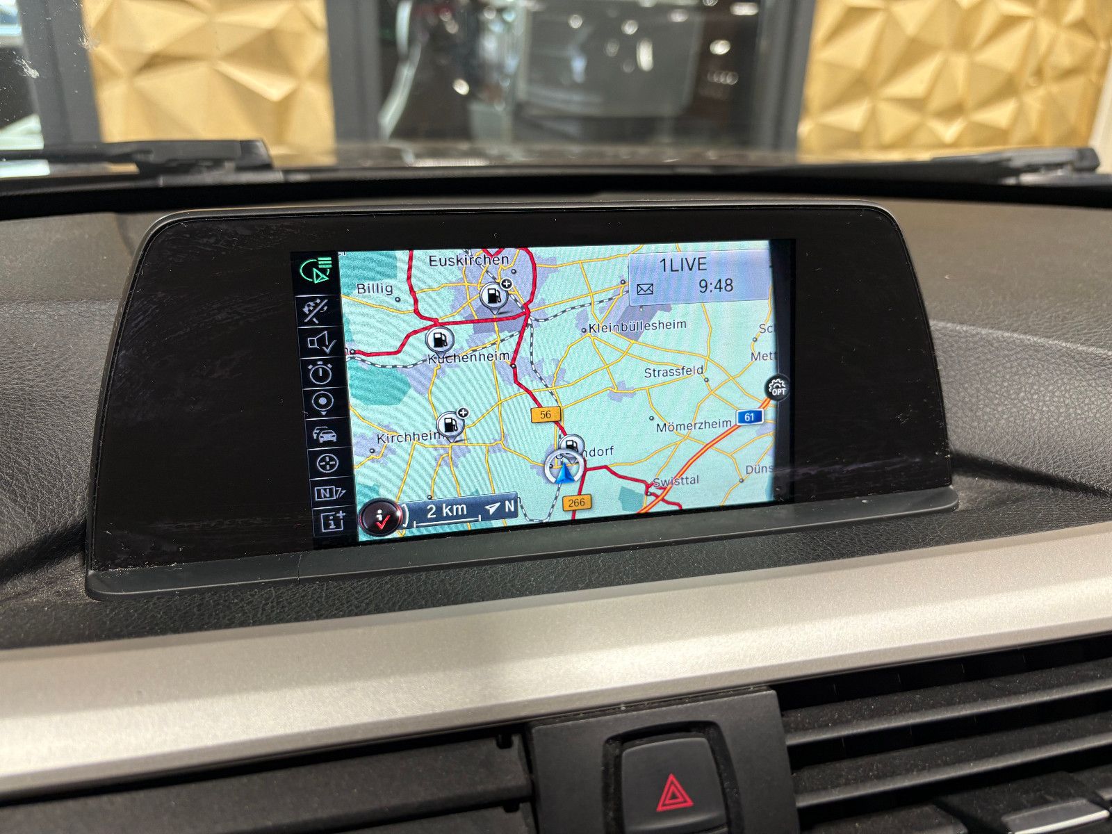 Fahrzeugabbildung BMW 325 Baureihe 3 Touring 325 d/NAVI/PDC/SHZ/KLIMA/