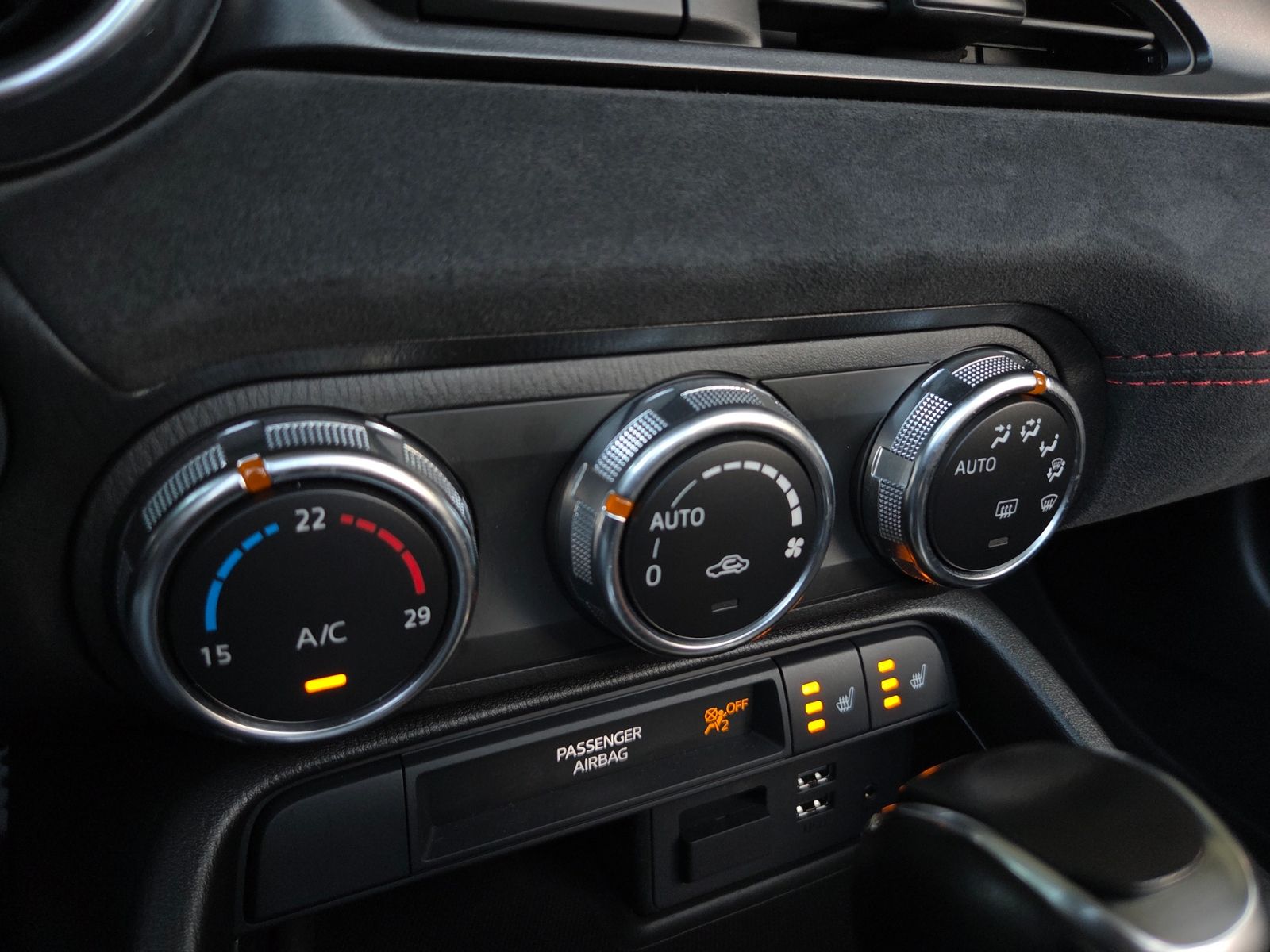 Fahrzeugabbildung Abarth 124 Spider 1.4 MultiAir Turbo KLIMA ALU