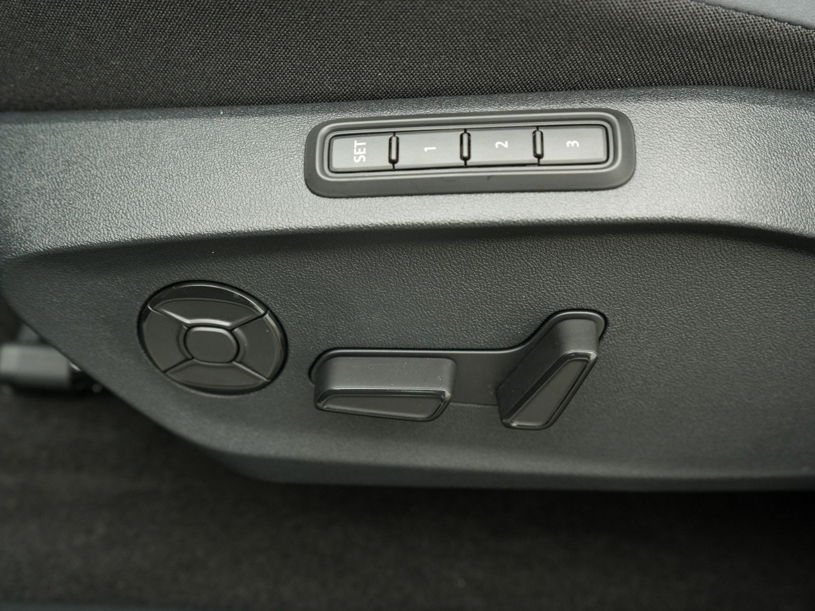 Cupra Raval - Bild 20
