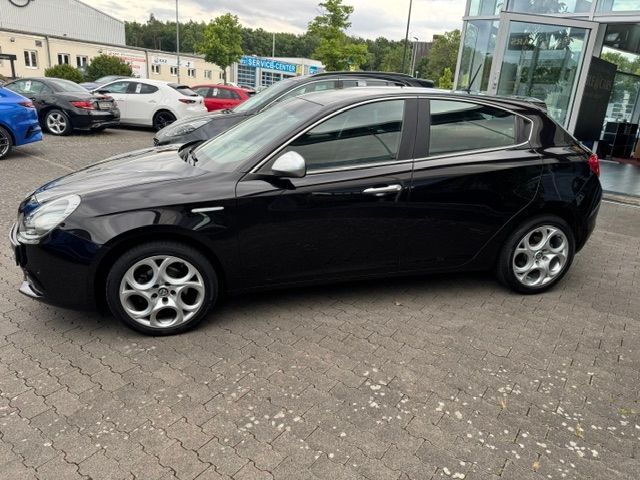 Fahrzeugabbildung Alfa Romeo Giulietta KLIMA XENON NAVI ALU