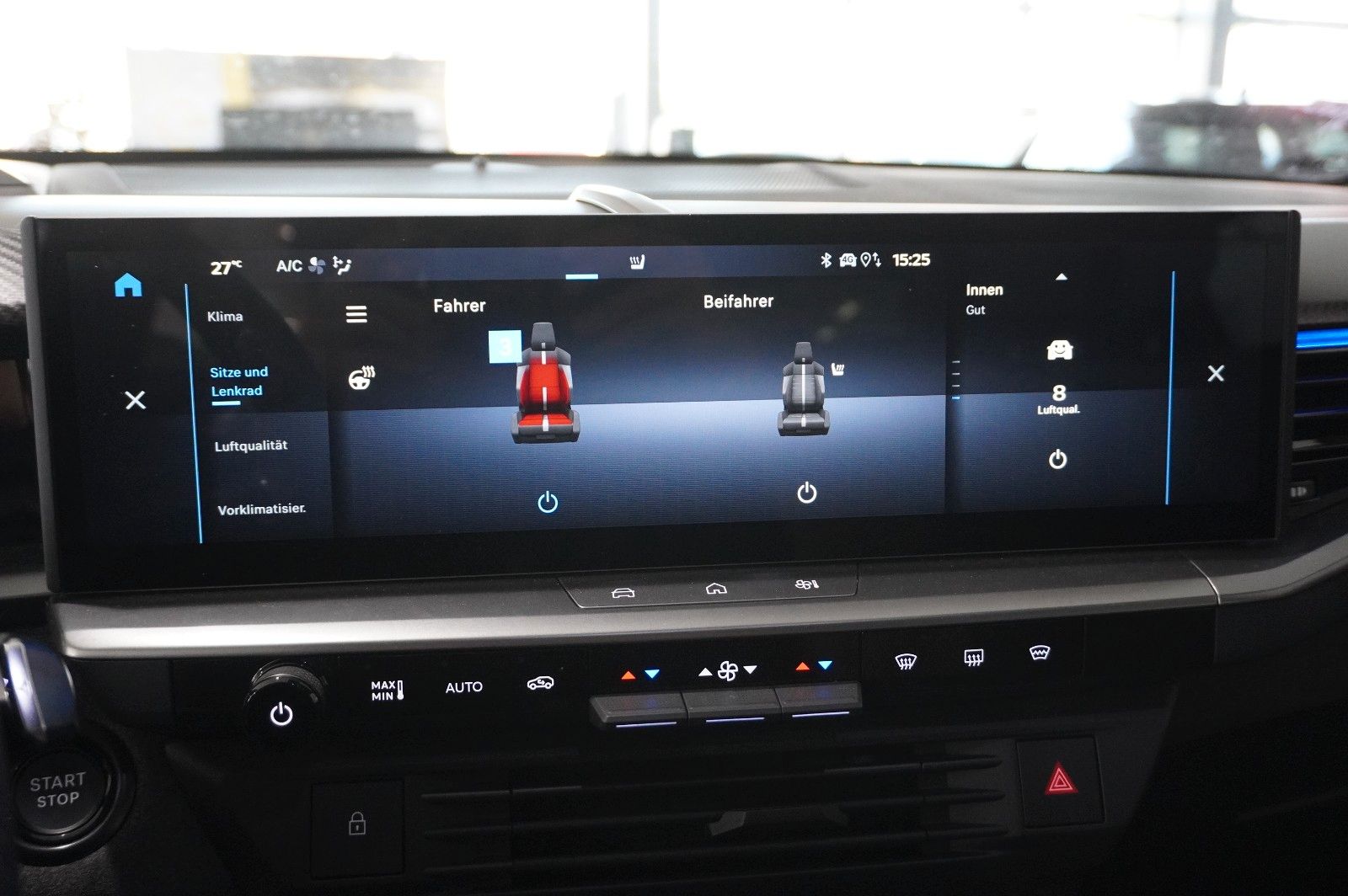 Fahrzeugabbildung Opel Grandland ELECTRIC GS SPORT 73KWH NAVI/360° /HUD