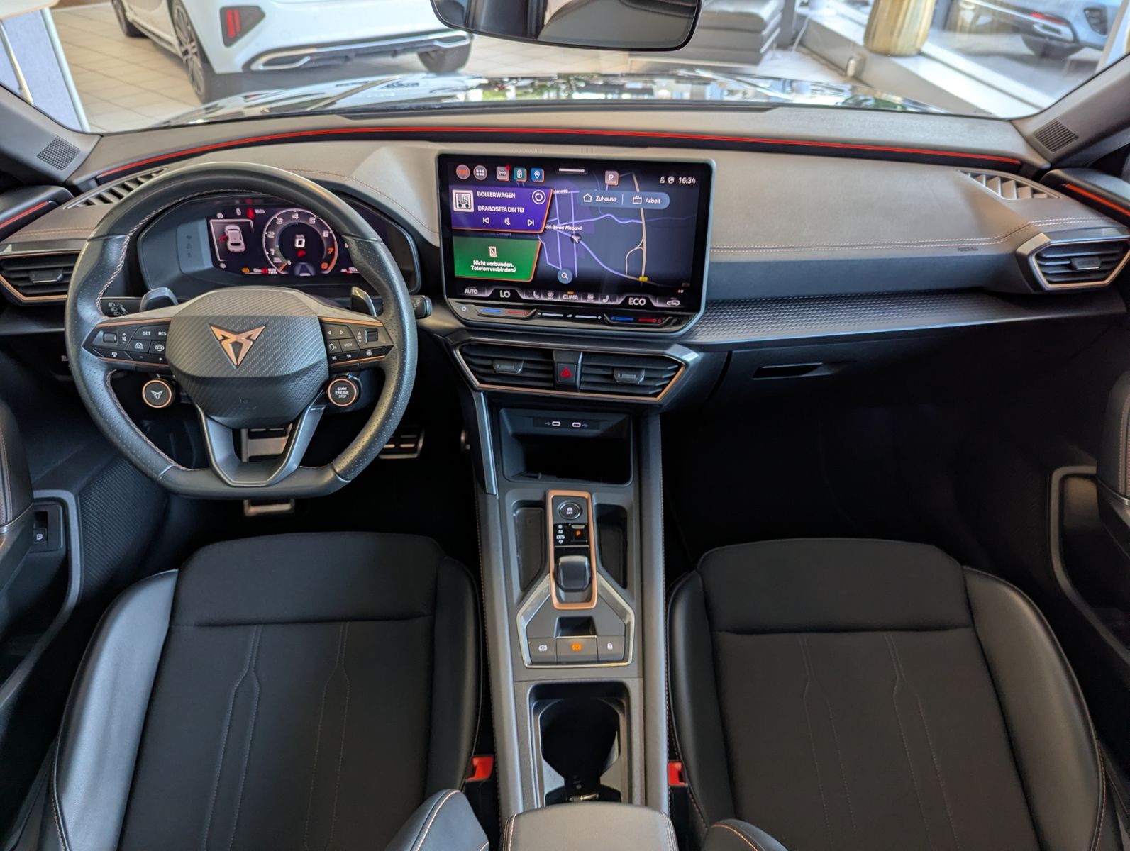 Fahrzeugabbildung CUPRA Leon 1.5 e-Hybrid Matrix Edge-Intelligent-Paket