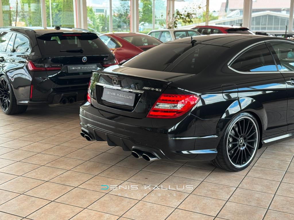 Mercedes-Benz C 63 AMG
