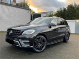 Mercedes-Benz ML 500 4MATIC AMG /PANORAMA/DESIGNO/VOLL* - Mercedes-Benz ML 500: AMG