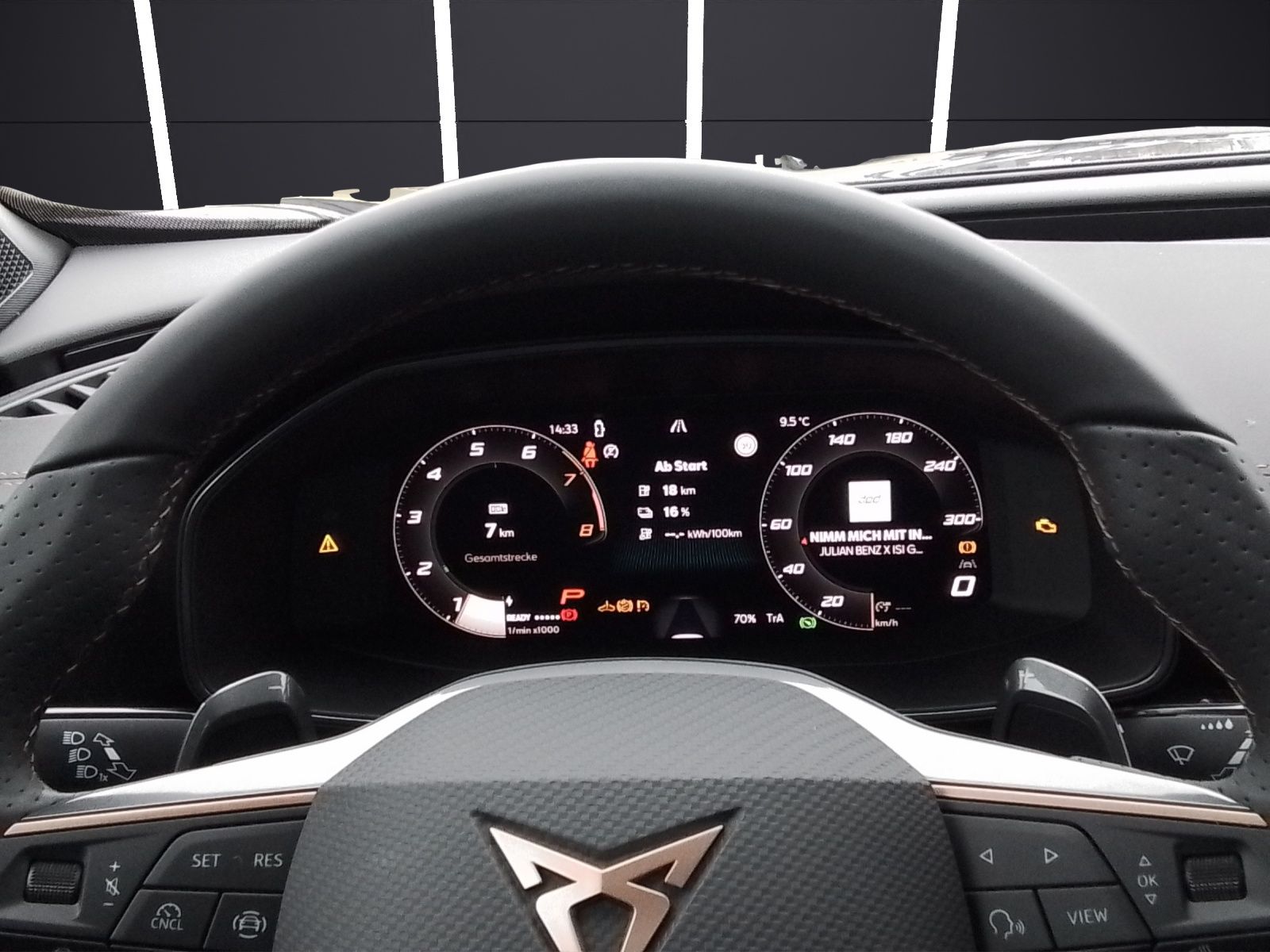 Fahrzeugabbildung CUPRA Formentor VZ 1.5 TSI e-Hybrid 200 kW AHK