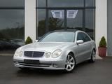 Mercedes-Benz E 280 CDI*Pano*Aut*Xenon*Pdc* - Mercedes-Benz E 280 mit Diesel-Antrieb: Limousine, Automatik