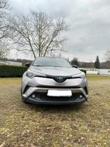 Toyota C-HR 1.8-l-VVTi Hybrid SelectionStyle unfallfrei - gebrauchte Toyota C-HR aus dem Jahr 2019