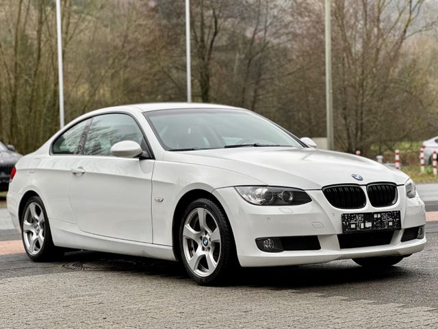 BMW 320d Coupé *Automatik*Leder*Xenon*TÜV Neu*