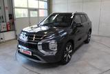 Mitsubishi Outlander 2.4L PHEV TOP Luxury-Paket 2-Farb - Mitsubishi: Von Händlern
