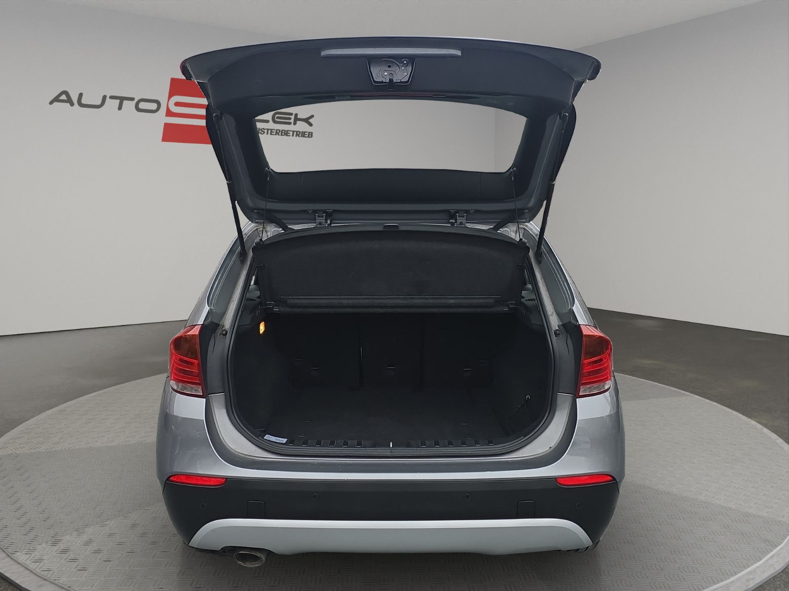 Fahrzeugabbildung BMW X1 20 d sDrive/AUTOMATIK/KLIMA