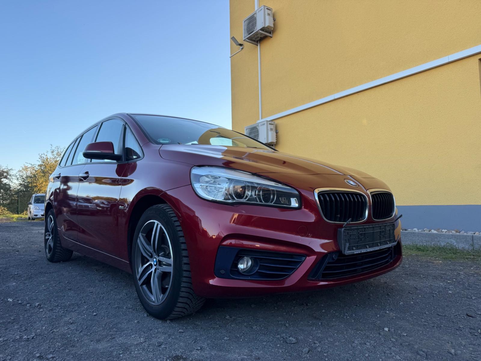 BMW 218 2 Gran Tourer 218 d Sport Line 7 Sitzen