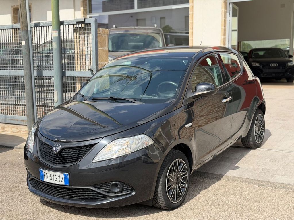 Image of Lancia Ypsilon