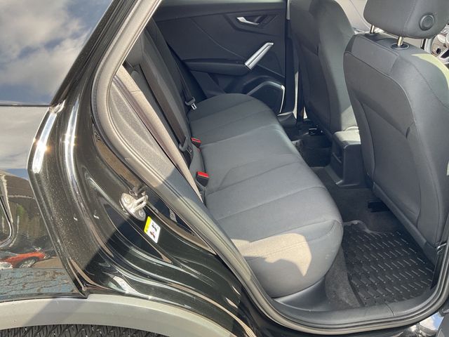Q2 35 1.5 TFSI S-tronic PDC SHZ KAMERA NAVI LED