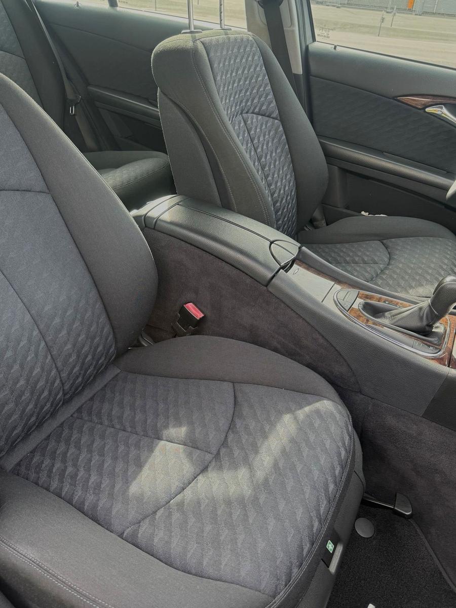 Mercedes-Benz E320 2006 — photo 8