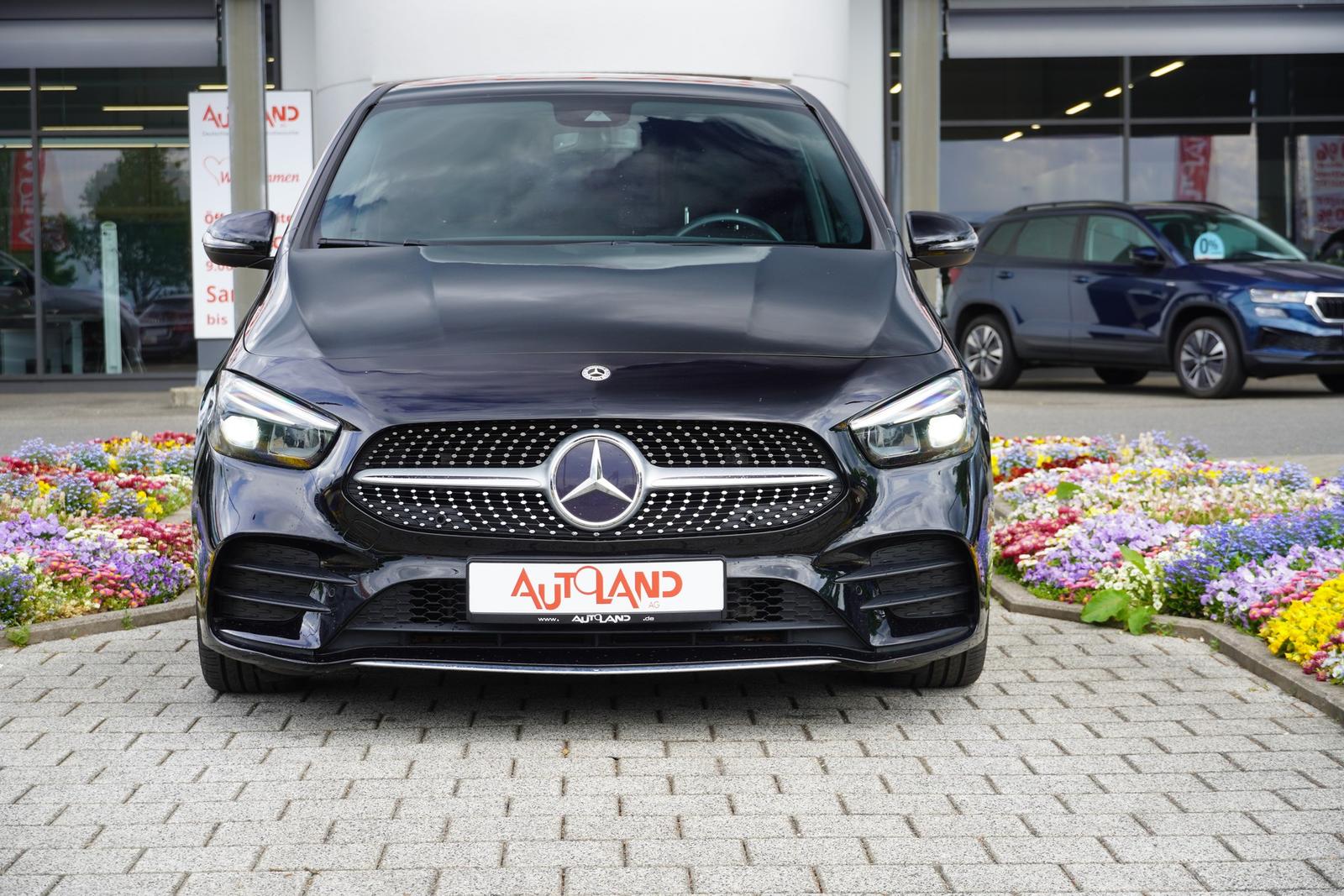 Mercedes-Benz B200 d AMG Line LED Navi Sitzheizung Alcantara