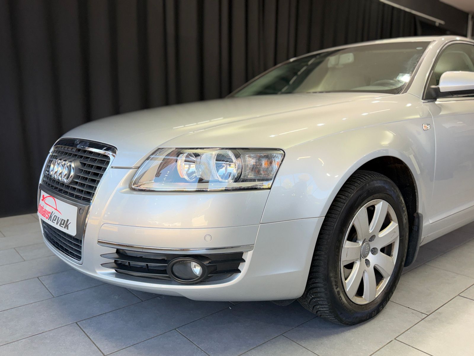 Fahrzeugabbildung Audi A6 Lim. 3.0 TDI quattro|D-FZG|U-FREI|PDC|TÜV Neu