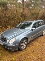 Mercedes-Benz Mercedes E320 CDI W211 - Mercedes-Benz E 320 aus 2003: Cdi