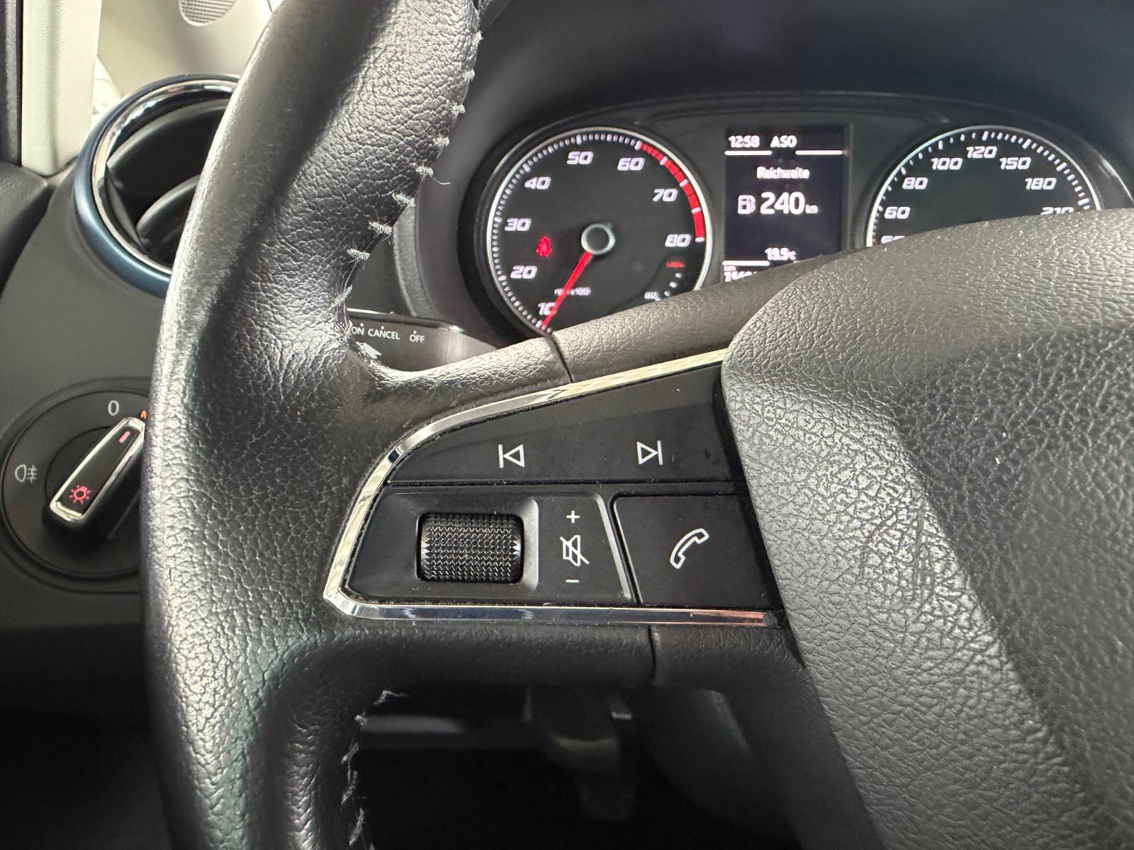 Seat Ibiza 1.0 TSI Connect Navi CarPlay PDC Sitzheiz.