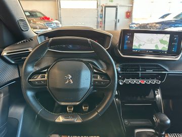 Peugeot 2008 GT *1. Hand*Klima*SHZ*Navi*360° Kamera*AHK*