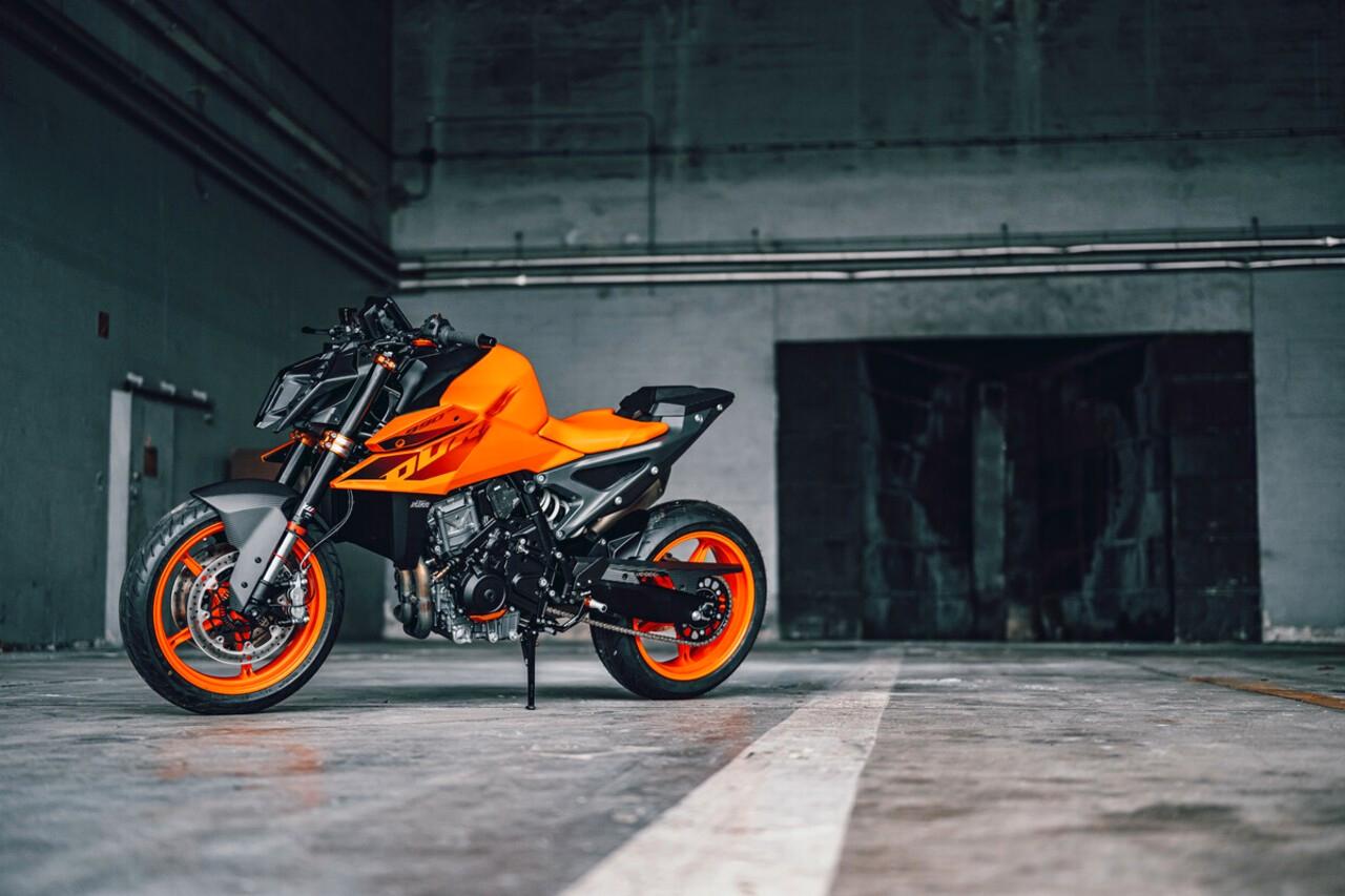 KTM 990 Duke MY 24  inkl. 300,00 € Gutsch#