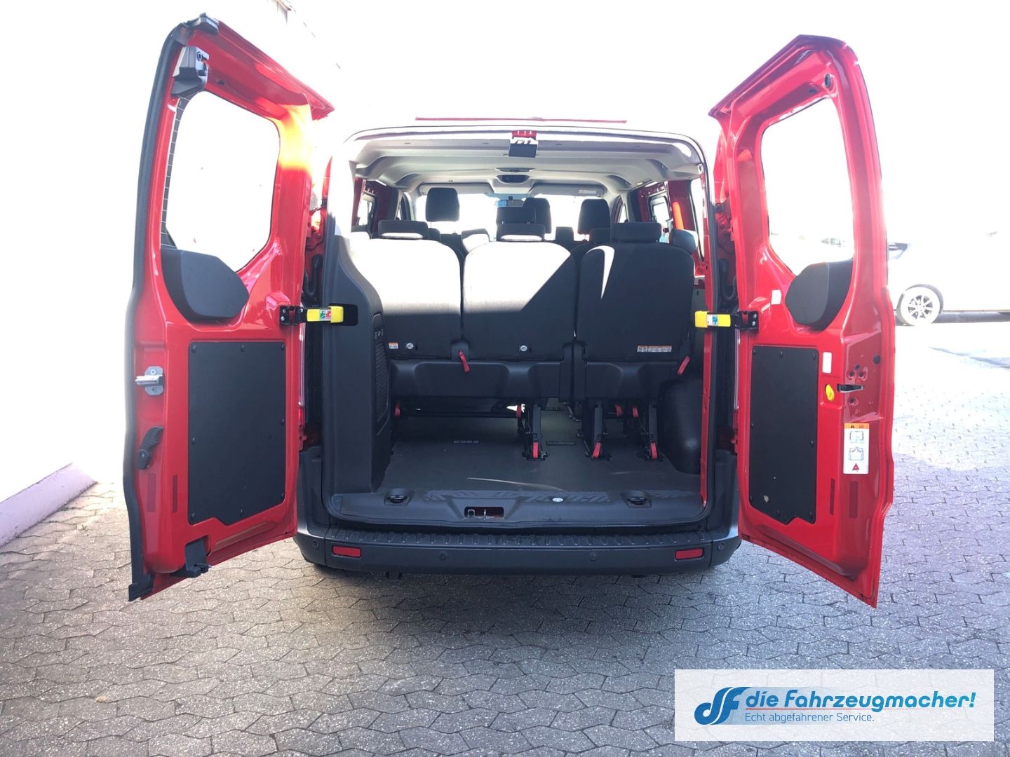 Fahrzeugabbildung Ford Transit Custom Kombi 300 L1 2.2 TDCi *2545