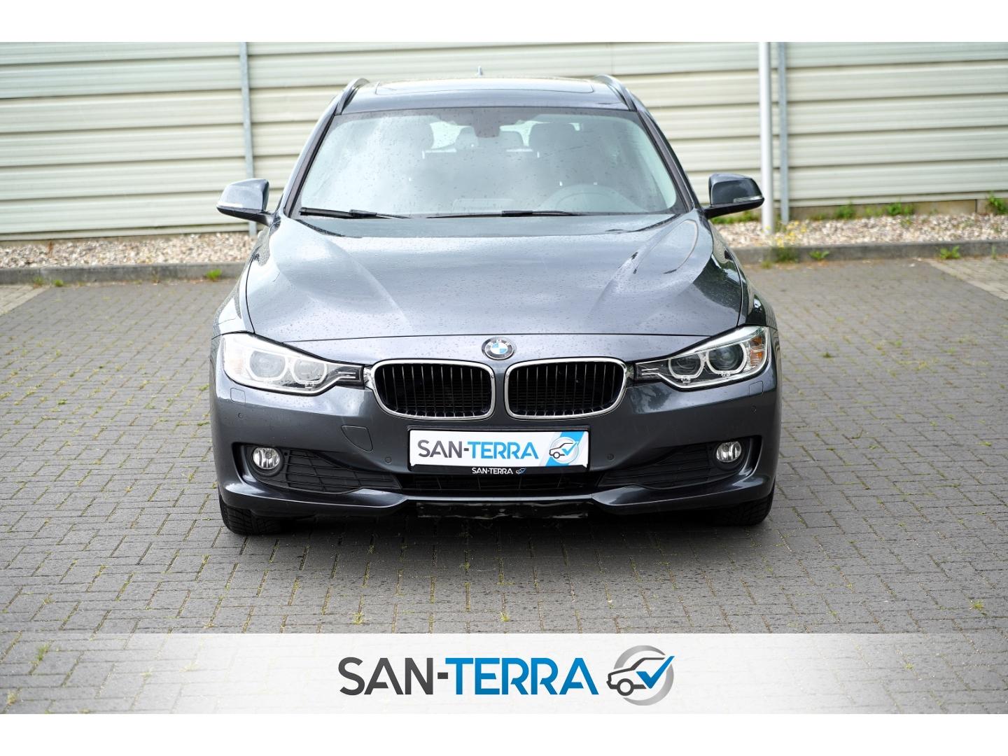 BMW 318 d TOURING PANO*KLIMA*MULTI-LENKRAD*PDC*SHZ*Z