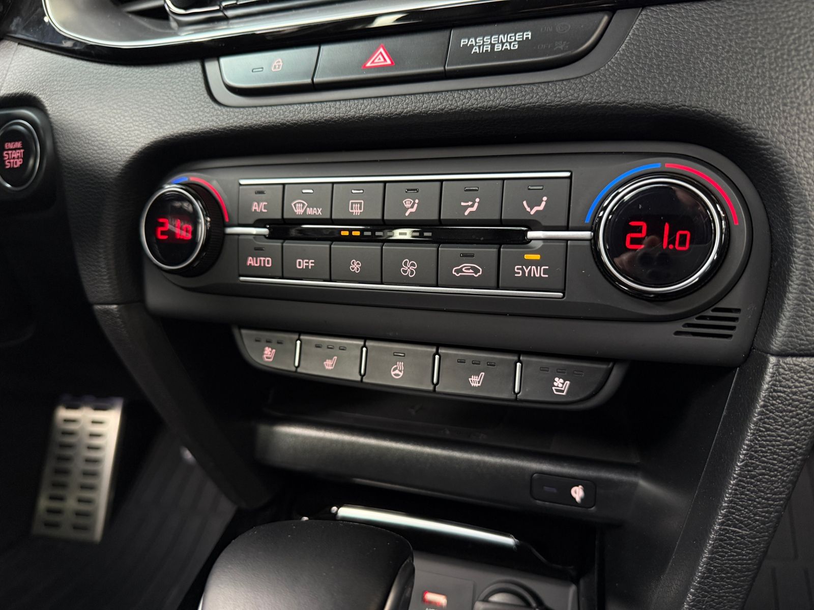 Fahrzeugabbildung Kia XCeed Platinum Edition PANO AHK JBL ACC