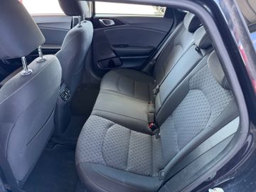KIA cee'd Sportswagon - 8
