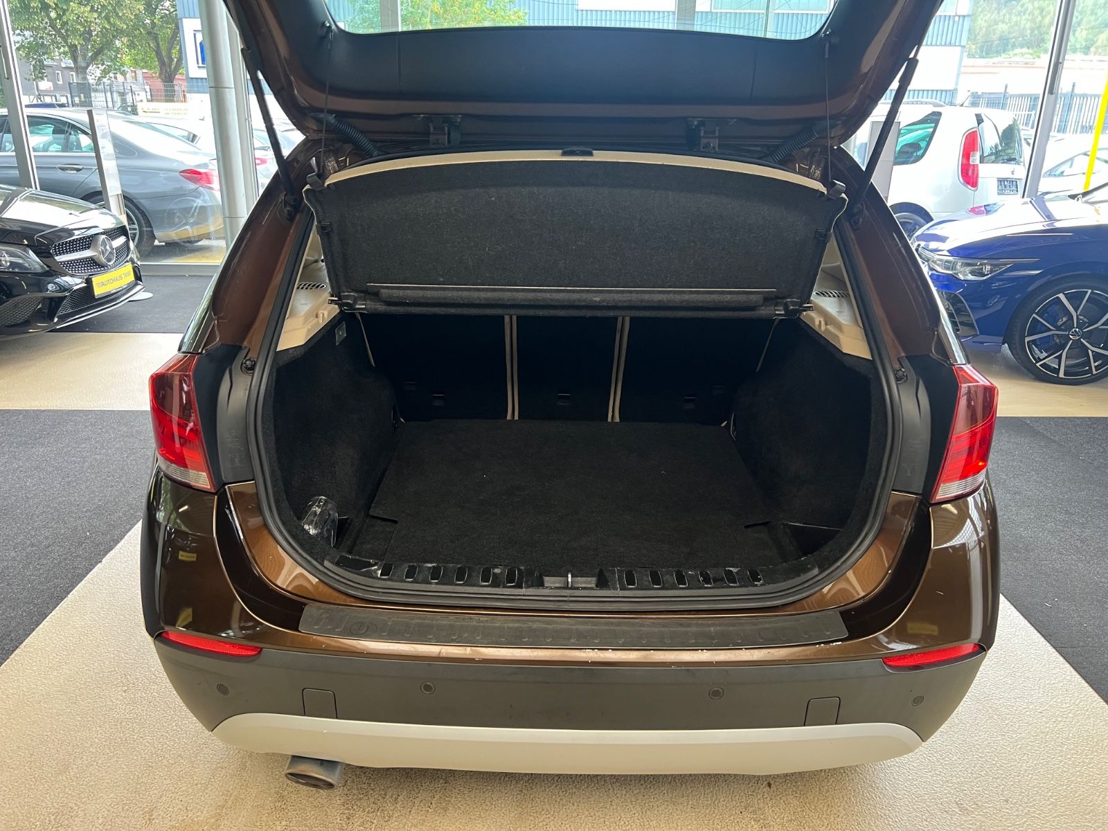 Fahrzeugabbildung BMW X1 xDrive 18 d 4x4 *MARAKESHBRAUN*
