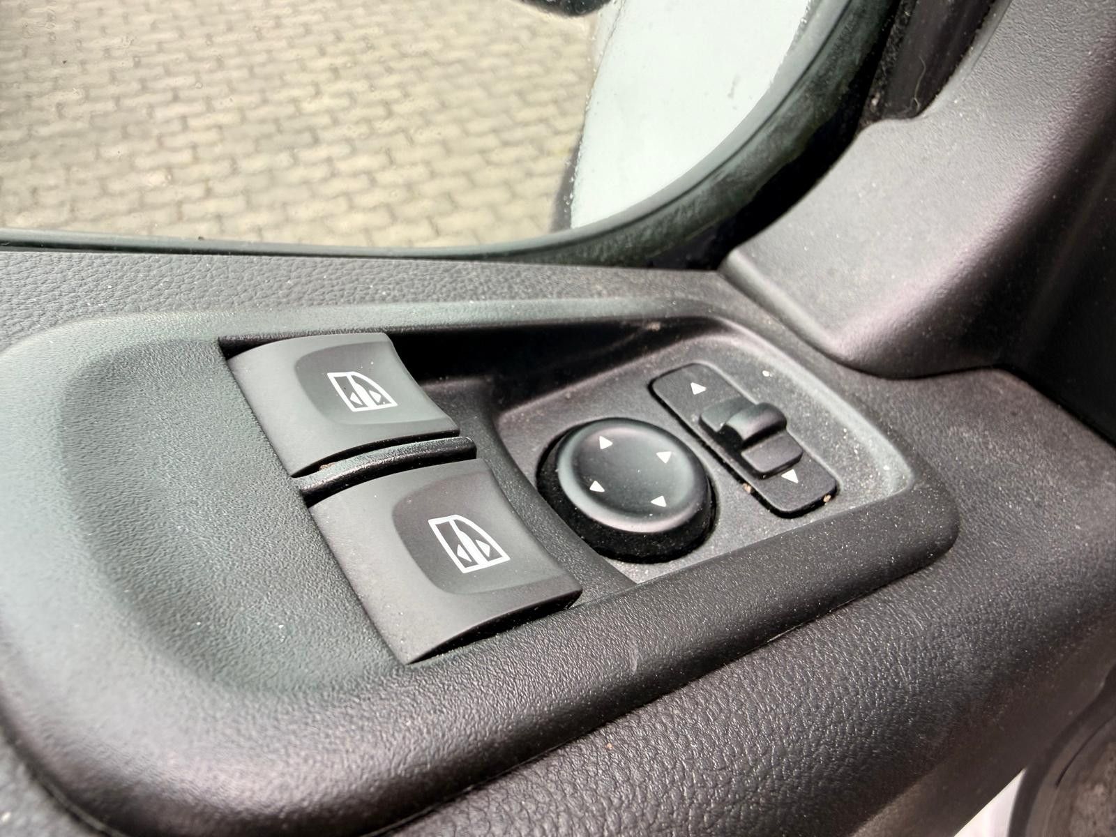 Fahrzeugabbildung Renault Master III Kasten L1H2 HKa 3,5t/ 1.HAND/TEMPOMAT