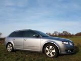 Audi A4 Qattro 2.0 S Line - Audi A4 aus 2006: Line