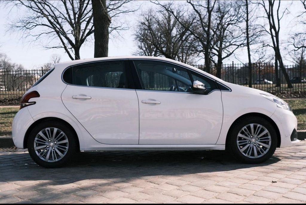 Image of Peugeot 208