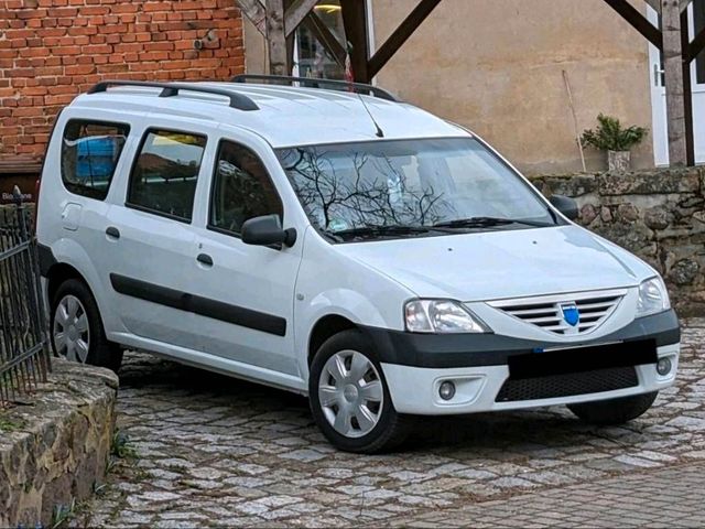 Dacia Logan - 7 Sitzer