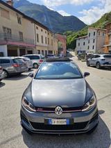 Volkswagen Golf R 2.0 TSI DSG 4MOTION 5p. BMT - VW Golf mit Halbautomatikschaltung
