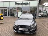 Audi S3 Sportback 2.0 TFSI quattro NAVI - Audi S3 mit Benzin-Antrieb: Sportwagen