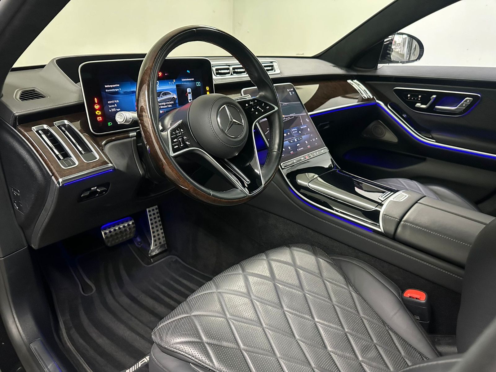 Fahrzeugabbildung Mercedes-Benz S 450 4MATIC L *AMG-LINE*ACTIVE BODY*EXKLUSIV*TV