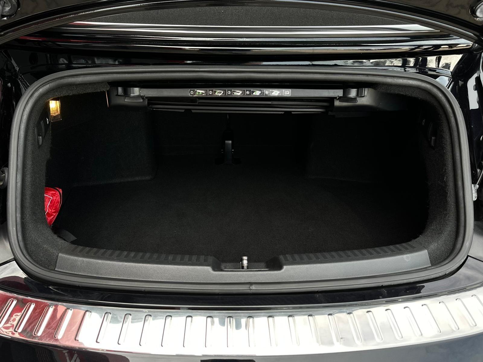 Volkswagen Coccinelle Cabriolet 2.0 TDI R-Line – Cuir – Navigation - Xenon