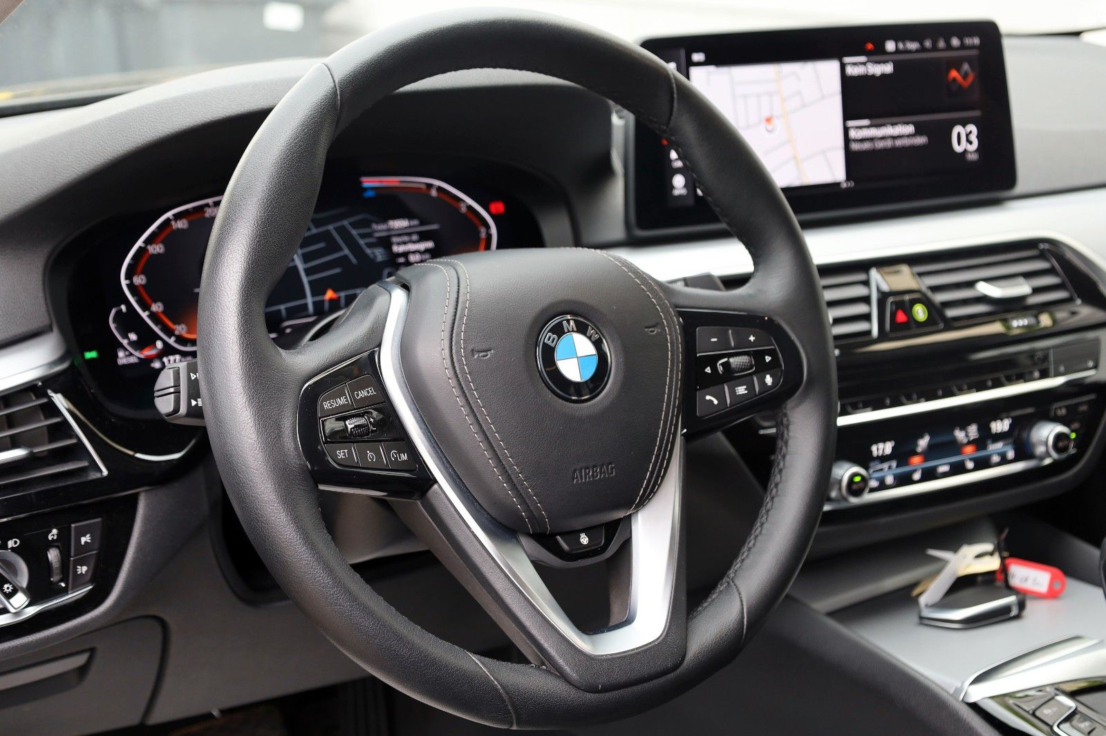 Fahrzeugabbildung BMW 520d xDrive Touring Leder,Navi,LED,Kamera,SH+Sta