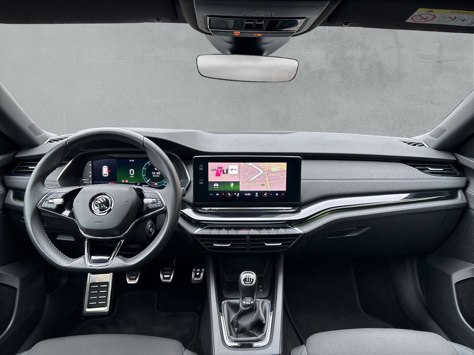 Fahrzeugabbildung SKODA Octavia Combi Sportline 1.5 TSI SmartLink LED