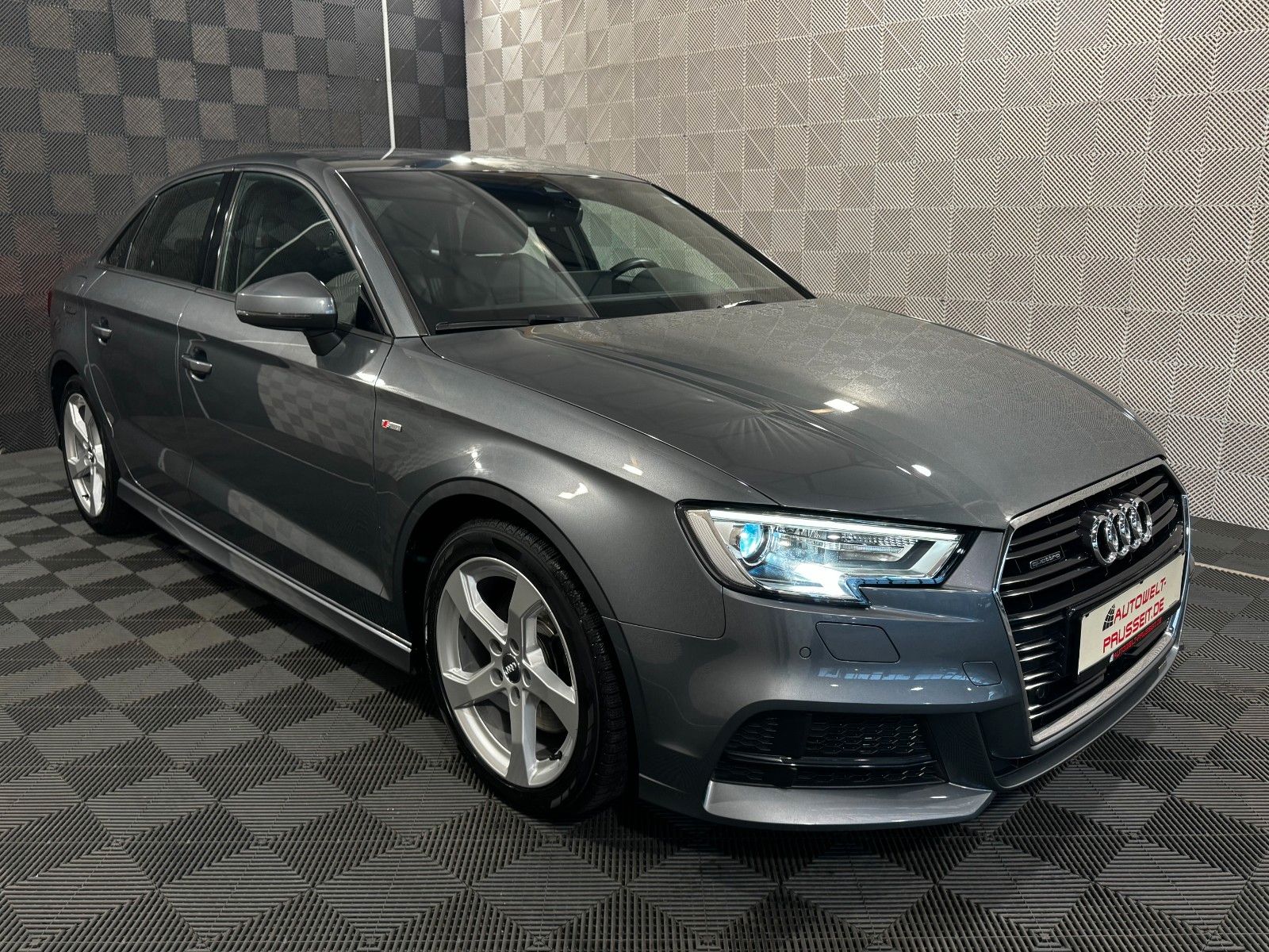 Gebrauchtwagen Audi A3 A3 Limo quattro*SPORT*DSP-PDC-ACC-MASSAGE-LM 16" in Horb am Neckar