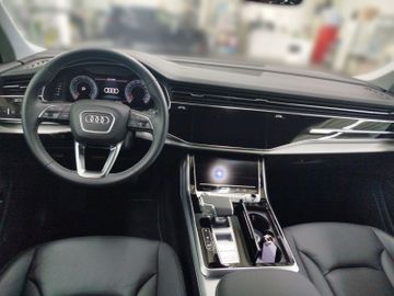 Audi Q7 - 11
